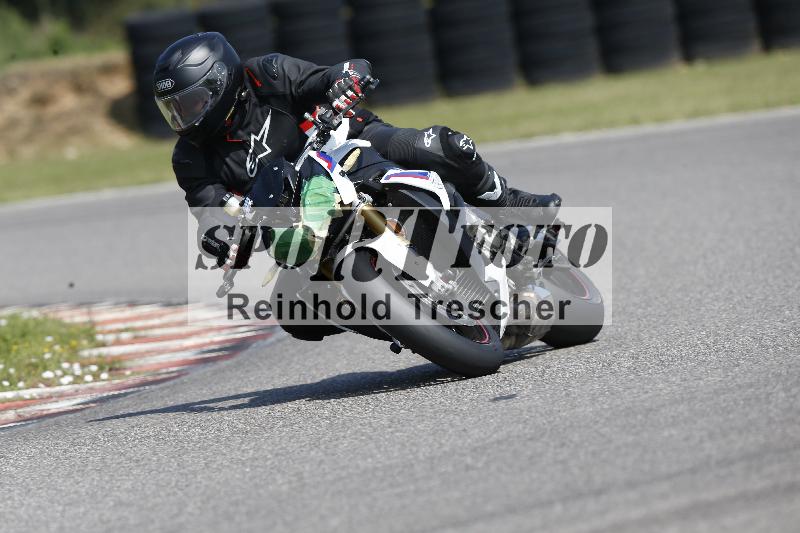 /45 10.08.2025 Plüss Moto Sport ADR/Einsteiger/585